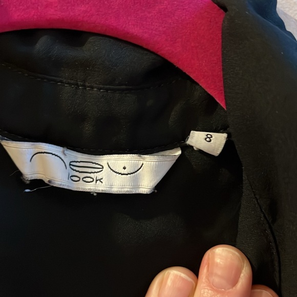 look size 8 Black Sleeveless Blouse w/Peter Pants Collar Lightweight - Picture 2 of 5